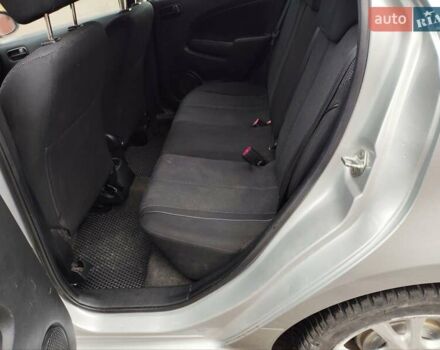 Сірий Мазда 2, об'ємом двигуна 1.4 л та пробігом 230 тис. км за 4800 $, фото 14 на Automoto.ua