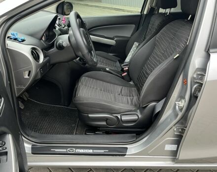 Серый Мазда 2, объемом двигателя 1.4 л и пробегом 249 тыс. км за 4700 $, фото 9 на Automoto.ua