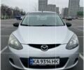 Сірий Мазда 2, об'ємом двигуна 1.4 л та пробігом 240 тис. км за 4200 $, фото 5 на Automoto.ua