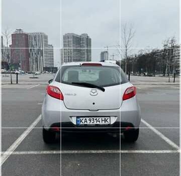 Сірий Мазда 2, об'ємом двигуна 1.4 л та пробігом 240 тис. км за 4200 $, фото 13 на Automoto.ua