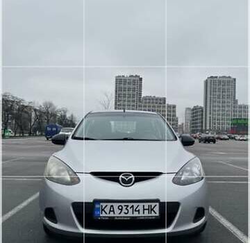 Сірий Мазда 2, об'ємом двигуна 1.4 л та пробігом 240 тис. км за 4200 $, фото 3 на Automoto.ua