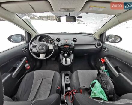 Серый Мазда 2, объемом двигателя 1.5 л и пробегом 178 тыс. км за 6050 $, фото 10 на Automoto.ua