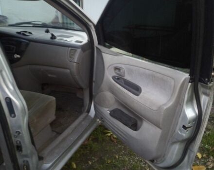 Сірий Мазда 2, об'ємом двигуна 2 л та пробігом 250 тис. км за 2400 $, фото 3 на Automoto.ua