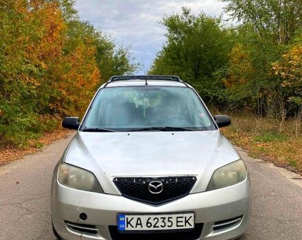Серый Мазда 2, объемом двигателя 1.4 л и пробегом 250 тыс. км за 3000 $, фото 1 на Automoto.ua