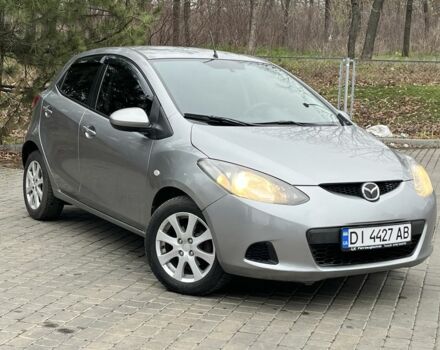 Серый Мазда 2, объемом двигателя 1.4 л и пробегом 249 тыс. км за 4700 $, фото 1 на Automoto.ua