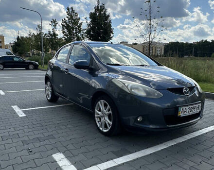 Серый Мазда 2, объемом двигателя 1.5 л и пробегом 113 тыс. км за 6000 $, фото 1 на Automoto.ua