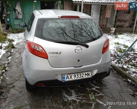 Серый Мазда 2, объемом двигателя 1.4 л и пробегом 150 тыс. км за 6000 $, фото 1 на Automoto.ua