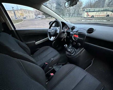Синій Мазда 2, об'ємом двигуна 1.5 л та пробігом 157 тис. км за 3999 $, фото 12 на Automoto.ua