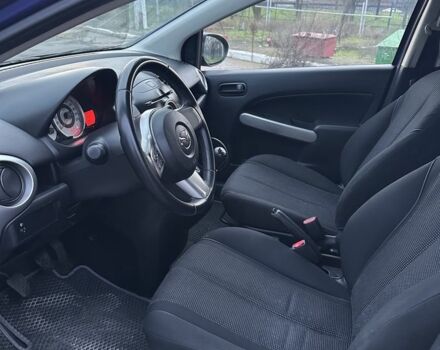 Синій Мазда 2, об'ємом двигуна 1.5 л та пробігом 157 тис. км за 3999 $, фото 16 на Automoto.ua