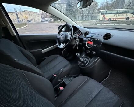 Синій Мазда 2, об'ємом двигуна 1.5 л та пробігом 157 тис. км за 3999 $, фото 12 на Automoto.ua