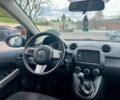 Синій Мазда 2, об'ємом двигуна 1.35 л та пробігом 197 тис. км за 5450 $, фото 3 на Automoto.ua