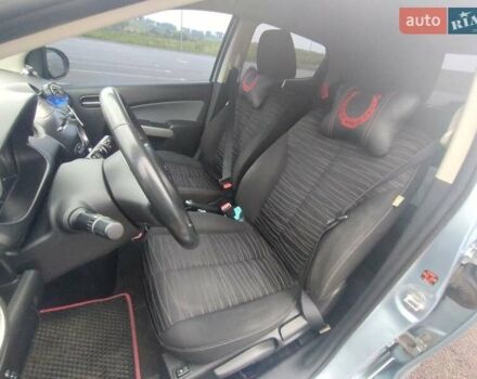 Синий Мазда 2, объемом двигателя 1.35 л и пробегом 191 тыс. км за 4800 $, фото 6 на Automoto.ua