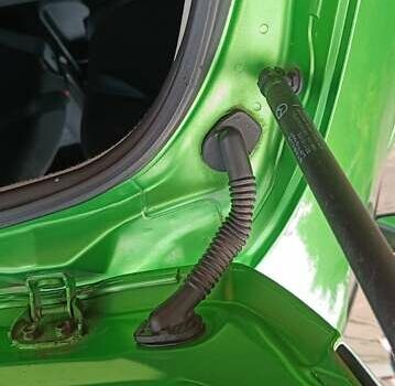 Зеленый Мазда 2, объемом двигателя 1.4 л и пробегом 157 тыс. км за 4590 $, фото 9 на Automoto.ua