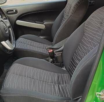 Зеленый Мазда 2, объемом двигателя 1.4 л и пробегом 157 тыс. км за 4590 $, фото 13 на Automoto.ua