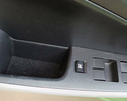 Зеленый Мазда 2, объемом двигателя 1.4 л и пробегом 157 тыс. км за 4590 $, фото 17 на Automoto.ua