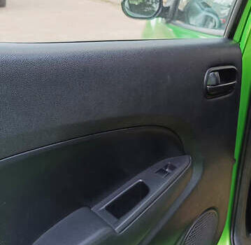 Зеленый Мазда 2, объемом двигателя 1.4 л и пробегом 157 тыс. км за 4590 $, фото 31 на Automoto.ua