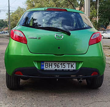 Зеленый Мазда 2, объемом двигателя 1.4 л и пробегом 157 тыс. км за 4990 $, фото 6 на Automoto.ua