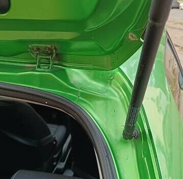 Зеленый Мазда 2, объемом двигателя 1.4 л и пробегом 157 тыс. км за 4590 $, фото 10 на Automoto.ua