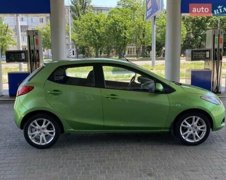 Зелений Мазда 2, об'ємом двигуна 1.5 л та пробігом 88 тис. км за 6800 $, фото 8 на Automoto.ua