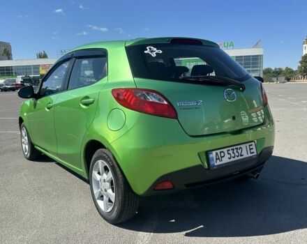 Зелений Мазда 2, об'ємом двигуна 1.3 л та пробігом 204 тис. км за 4600 $, фото 5 на Automoto.ua