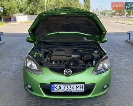 Зелений Мазда 2, об'ємом двигуна 1.5 л та пробігом 88 тис. км за 6800 $, фото 35 на Automoto.ua