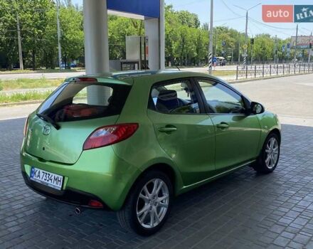 Зелений Мазда 2, об'ємом двигуна 1.5 л та пробігом 88 тис. км за 6800 $, фото 9 на Automoto.ua