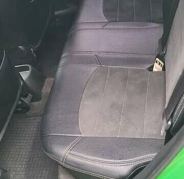 Зелений Мазда 2, об'ємом двигуна 1.5 л та пробігом 69 тис. км за 6300 $, фото 6 на Automoto.ua