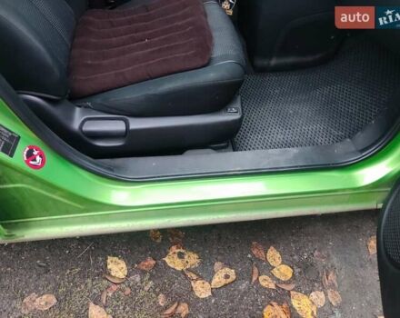 Зеленый Мазда 2, объемом двигателя 1.5 л и пробегом 147 тыс. км за 6000 $, фото 3 на Automoto.ua