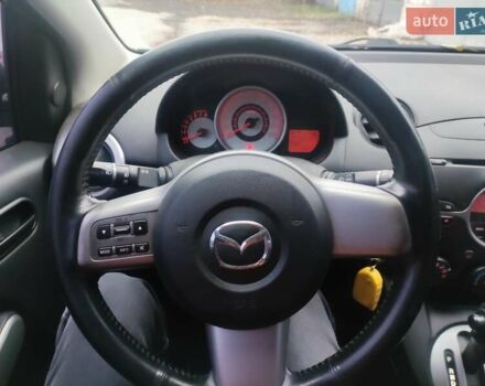 Зеленый Мазда 2, объемом двигателя 1.5 л и пробегом 147 тыс. км за 6000 $, фото 13 на Automoto.ua
