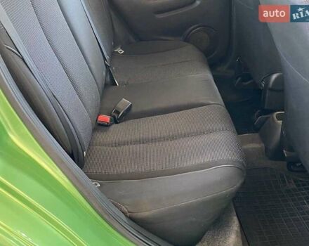 Зелений Мазда 2, об'ємом двигуна 1.5 л та пробігом 88 тис. км за 6800 $, фото 22 на Automoto.ua