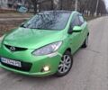 Зеленый Мазда 2, объемом двигателя 1.35 л и пробегом 200 тыс. км за 4000 $, фото 1 на Automoto.ua