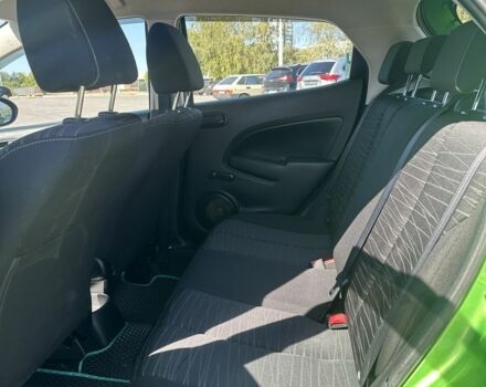 Зелений Мазда 2, об'ємом двигуна 1.3 л та пробігом 204 тис. км за 4600 $, фото 11 на Automoto.ua