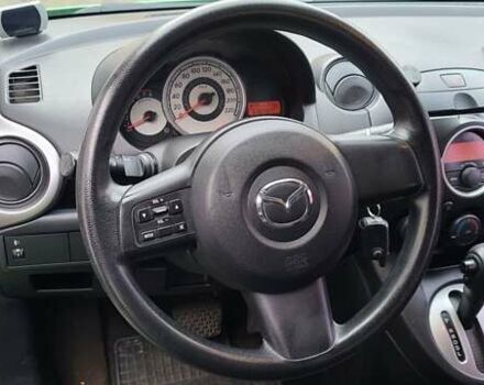 Зелений Мазда 2, об'ємом двигуна 1.5 л та пробігом 69 тис. км за 6300 $, фото 3 на Automoto.ua