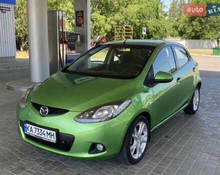 Зелений Мазда 2, об'ємом двигуна 1.5 л та пробігом 88 тис. км за 6800 $, фото 1 на Automoto.ua