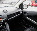 Зелений Мазда 2, об'ємом двигуна 1.4 л та пробігом 169 тис. км за 3700 $, фото 9 на Automoto.ua