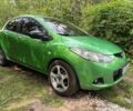 Зелений Мазда 2, об'ємом двигуна 1.5 л та пробігом 136 тис. км за 4200 $, фото 1 на Automoto.ua