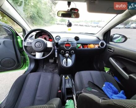 Зеленый Мазда 2, объемом двигателя 1.5 л и пробегом 102 тыс. км за 6798 $, фото 10 на Automoto.ua