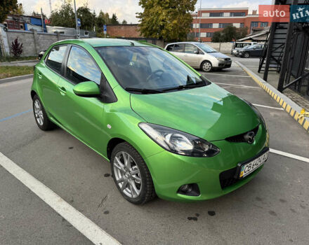 Зеленый Мазда 2, объемом двигателя 1.5 л и пробегом 103 тыс. км за 6300 $, фото 2 на Automoto.ua