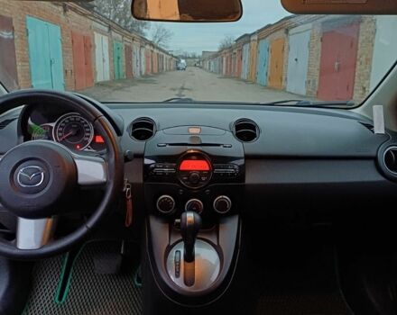 Зелений Мазда 2, об'ємом двигуна 1.5 л та пробігом 151 тис. км за 5950 $, фото 2 на Automoto.ua
