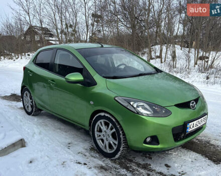 Зелений Мазда 2, об'ємом двигуна 1.5 л та пробігом 107 тис. км за 5850 $, фото 1 на Automoto.ua