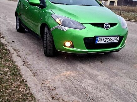 Зеленый Мазда 2, объемом двигателя 1.3 л и пробегом 19300 тыс. км за 4800 $, фото 1 на Automoto.ua