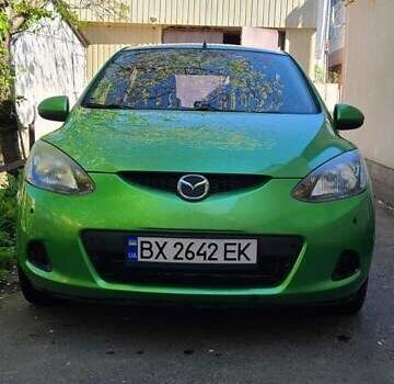 Зелений Мазда 2, об'ємом двигуна 1.5 л та пробігом 69 тис. км за 6800 $, фото 1 на Automoto.ua