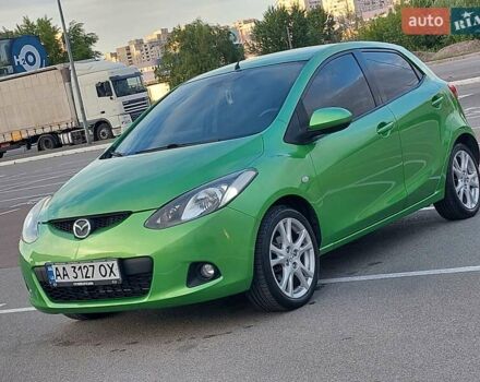 Зелений Мазда 2, об'ємом двигуна 1.5 л та пробігом 146 тис. км за 6399 $, фото 1 на Automoto.ua