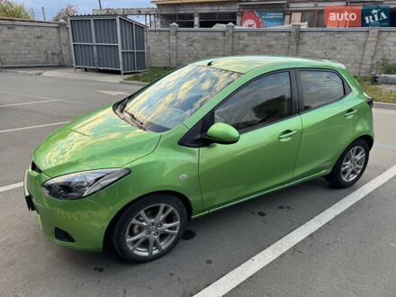 Мазда 2 2009 у Чернігові на Automoto.ua Зелений Мазда 2, об'ємом двигуна 1.5 л та пробігом 103 тис. км за 6300 $, фото 1 на Automoto.ua