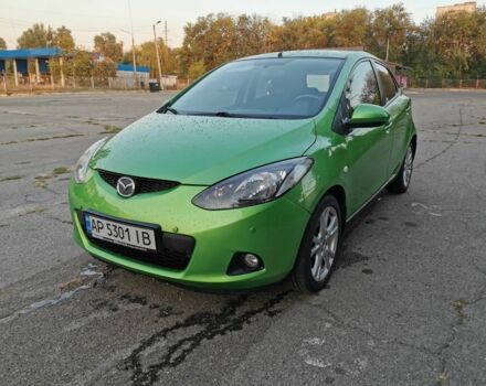 Зелений Мазда 2, об'ємом двигуна 1.5 л та пробігом 102 тис. км за 6800 $, фото 1 на Automoto.ua