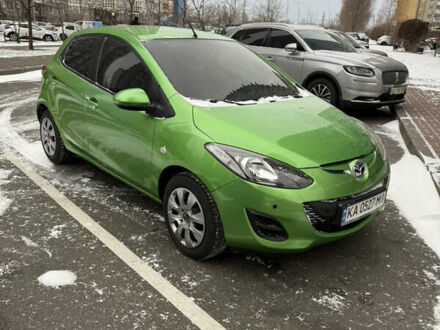 Зеленый Мазда 2, объемом двигателя 1.5 л и пробегом 151 тыс. км за 7100 $, фото 1 на Automoto.ua