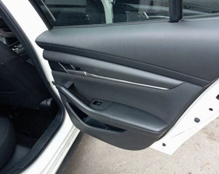 Белый Мазда 3 МПС, объемом двигателя 2.5 л и пробегом 69 тыс. км за 14200 $, фото 13 на Automoto.ua