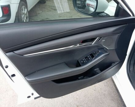 Белый Мазда 3 МПС, объемом двигателя 2.5 л и пробегом 69 тыс. км за 14200 $, фото 8 на Automoto.ua