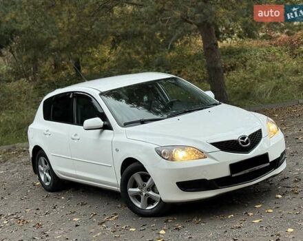 Белый Мазда 3, объемом двигателя 1.59 л и пробегом 305 тыс. км за 4900 $, фото 39 на Automoto.ua