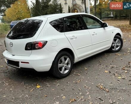 Белый Мазда 3, объемом двигателя 1.59 л и пробегом 305 тыс. км за 4900 $, фото 53 на Automoto.ua